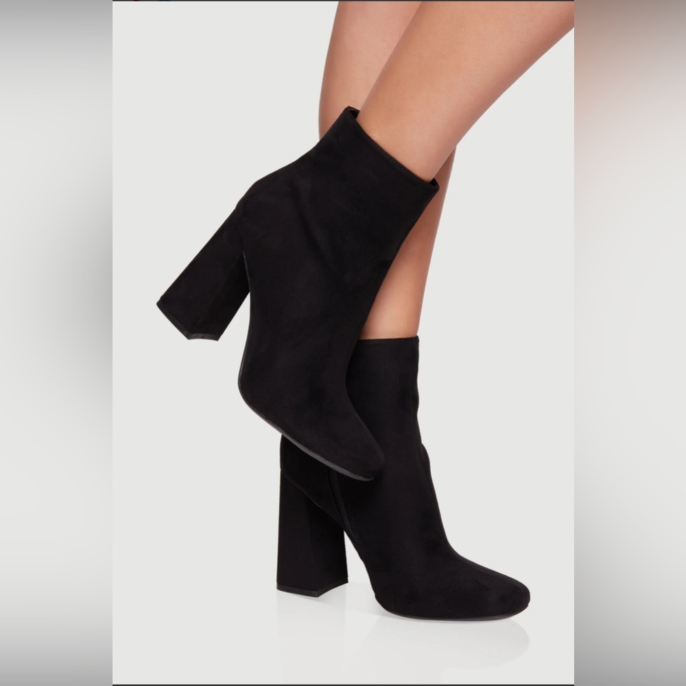 Elegant Black Ankle Booties